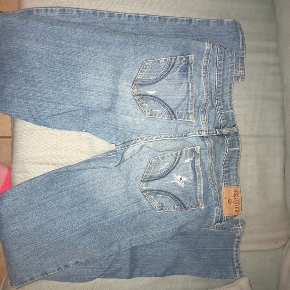 Hollister Jeans ❄️ - Picture 3 of 3